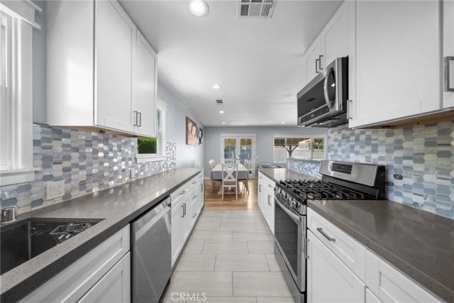 8033 Darby Avenue, Reseda, CA 91335