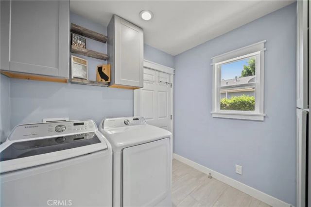 8033 Darby Avenue, Reseda, CA 91335