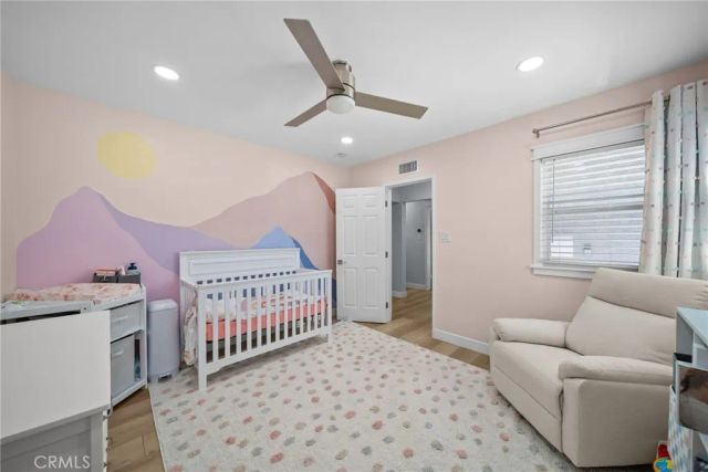 8033 Darby Avenue, Reseda, CA 91335
