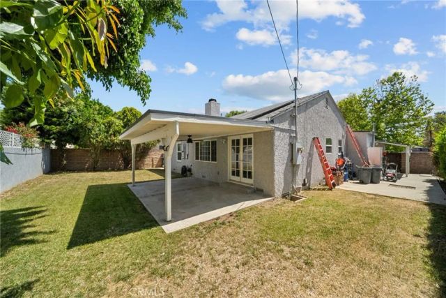 8033 Darby Avenue, Reseda, CA 91335