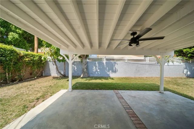 8033 Darby Avenue, Reseda, CA 91335
