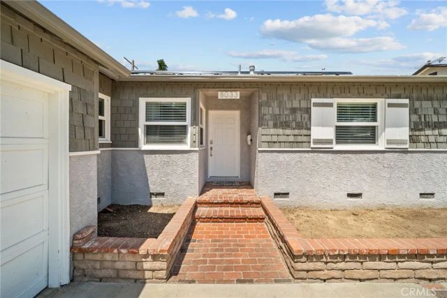 8033 Darby Avenue, Reseda, CA 91335