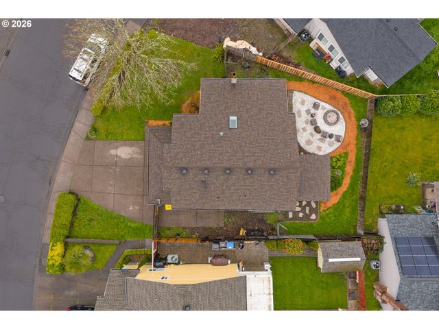 21455 Sw LOIS St, Beaverton, OR 97003