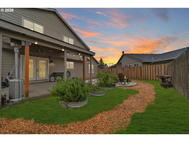 21455 Sw LOIS St, Beaverton, OR 97003