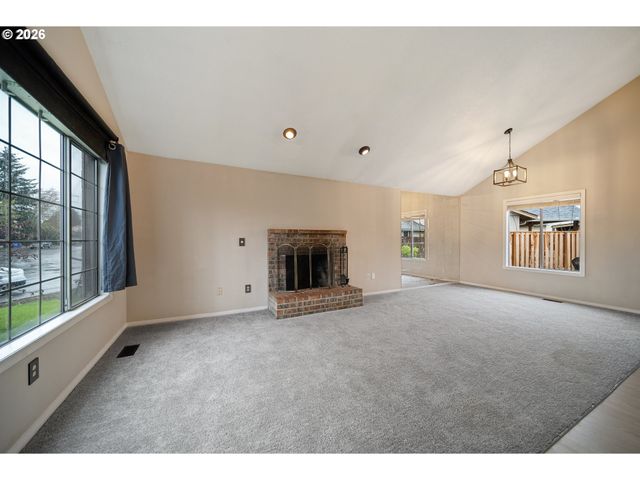 21455 Sw LOIS St, Beaverton, OR 97003