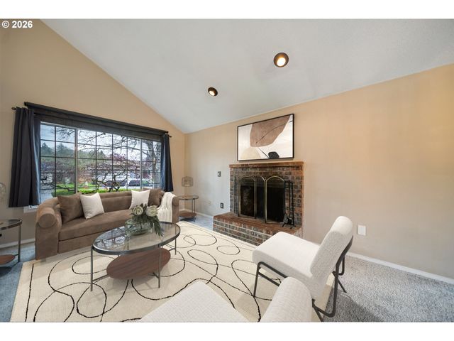 21455 Sw LOIS St, Beaverton, OR 97003