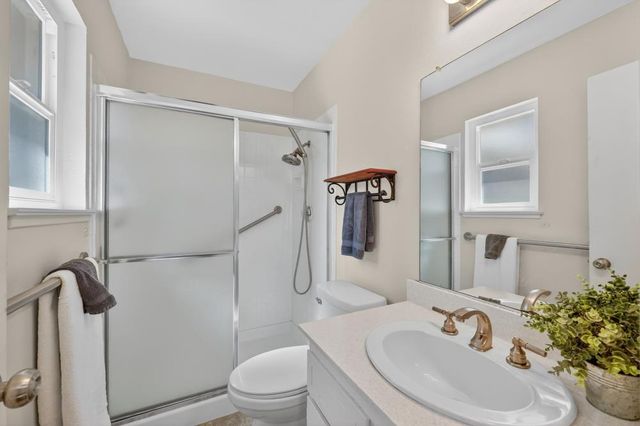 1663 Klamath River Dr, Rancho Cordova, CA 95670