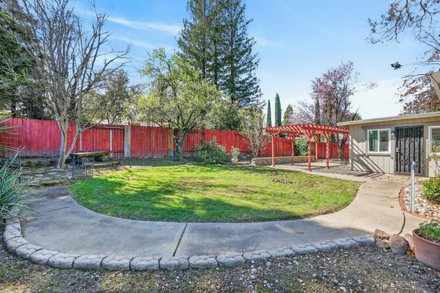 1663 Klamath River Dr, Rancho Cordova, CA 95670