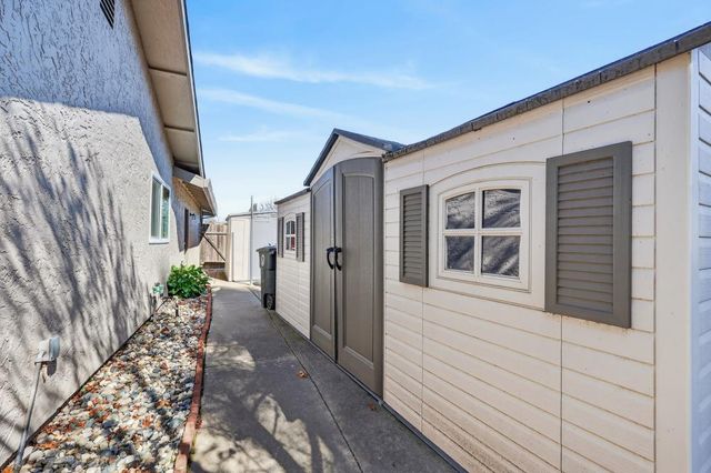 1663 Klamath River Dr, Rancho Cordova, CA 95670