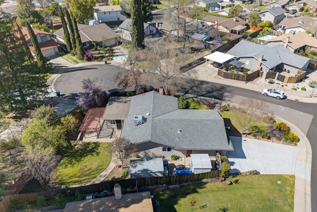 1663 Klamath River Dr, Rancho Cordova, CA 95670