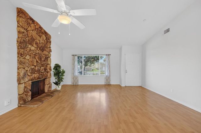 1663 Klamath River Dr, Rancho Cordova, CA 95670