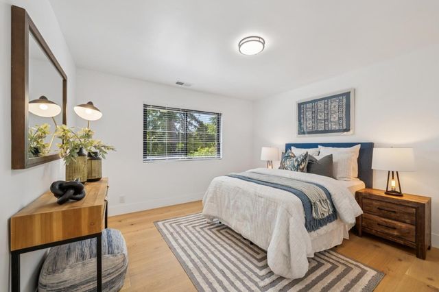 12311 Viewoak Drive, Saratoga, CA 95070