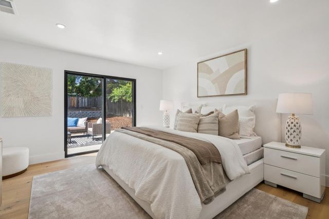 12311 Viewoak Drive, Saratoga, CA 95070