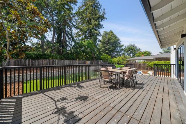 12311 Viewoak Drive, Saratoga, CA 95070