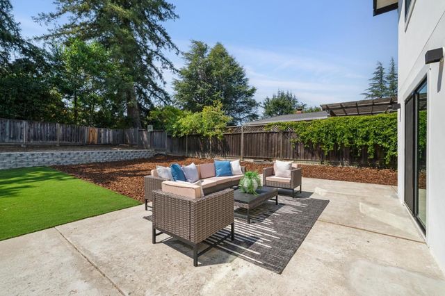 12311 Viewoak Drive, Saratoga, CA 95070