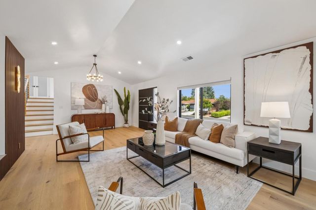 12311 Viewoak Drive, Saratoga, CA 95070