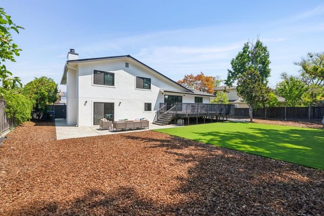 12311 Viewoak Drive, Saratoga, CA 95070