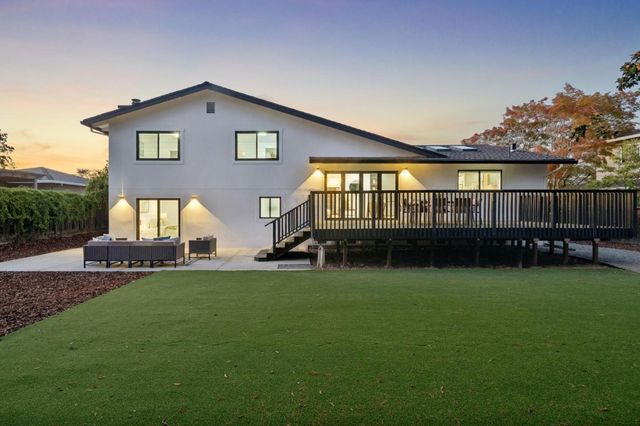 12311 Viewoak Drive, Saratoga, CA 95070