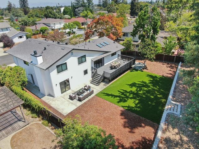 12311 Viewoak Drive, Saratoga, CA 95070