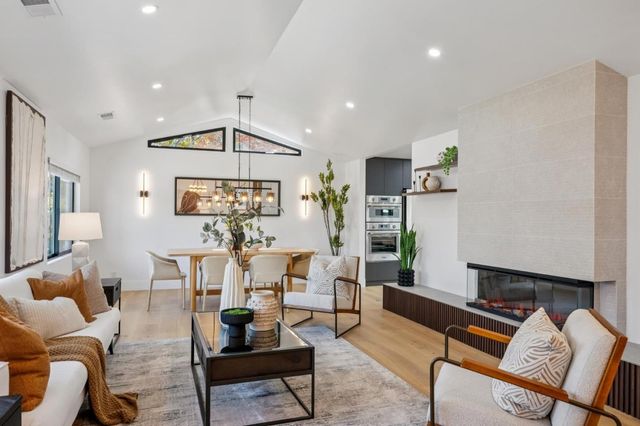 12311 Viewoak Drive, Saratoga, CA 95070