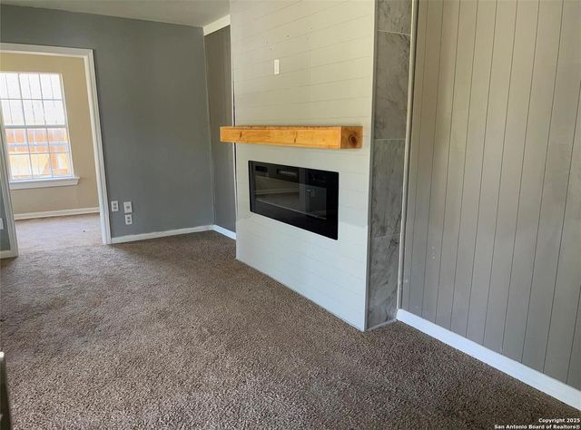 302 McDougal, San Antonio, TX 78223