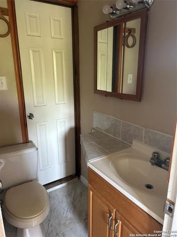 302 McDougal, San Antonio, TX 78223