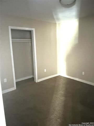 302 McDougal, San Antonio, TX 78223