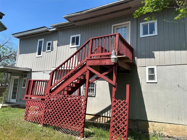 302 McDougal, San Antonio, TX 78223