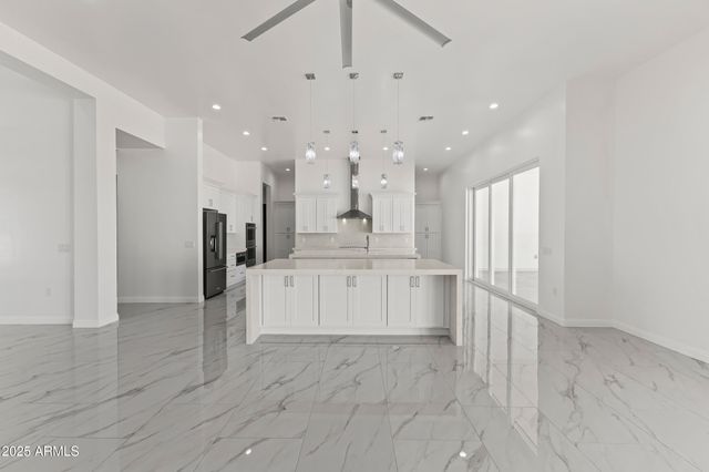 25816 N 155th Avenue, Surprise, AZ 85387