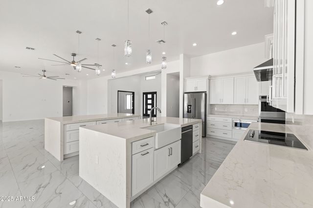 25816 N 155th Avenue, Surprise, AZ 85387