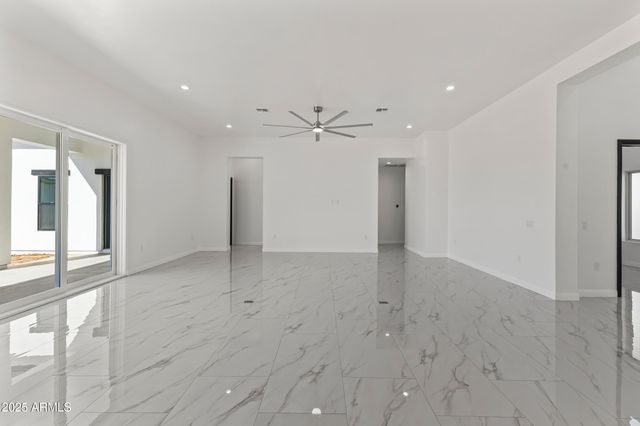 25816 N 155th Avenue, Surprise, AZ 85387