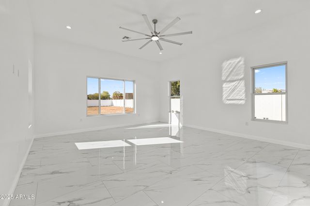 25816 N 155th Avenue, Surprise, AZ 85387