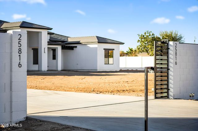 25816 N 155th Avenue, Surprise, AZ 85387