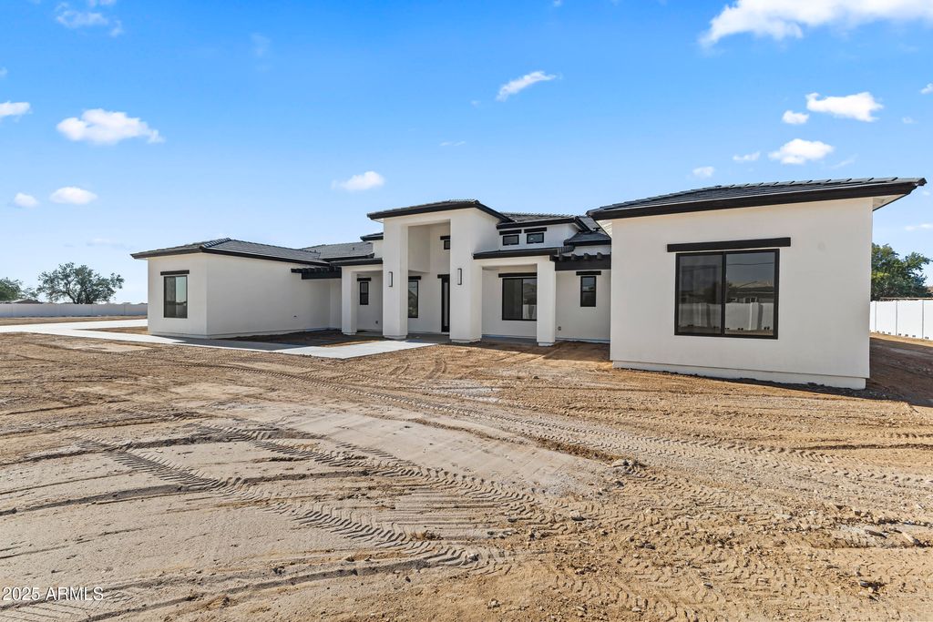 Image 110 of property listing at 25816 N 155th Avenue, Surprise, AZ 85387
