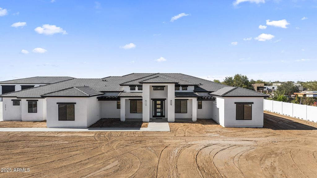 Image 112 of property listing at 25816 N 155th Avenue, Surprise, AZ 85387