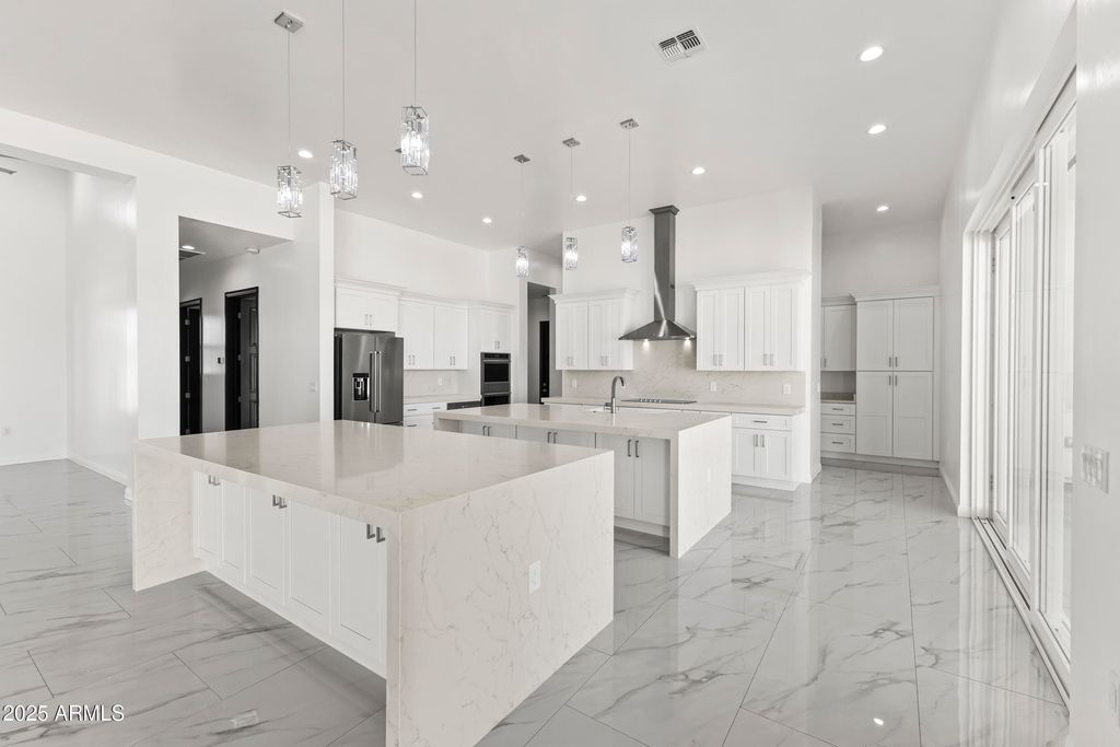 Image 16 of property listing at 25816 N 155th Avenue, Surprise, AZ 85387