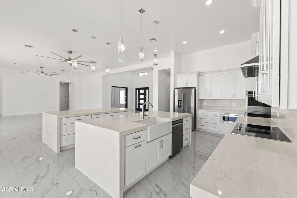 Image 28 of property listing at 25816 N 155th Avenue, Surprise, AZ 85387