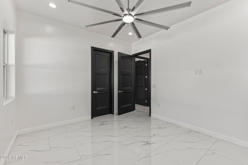 Image 72 of property listing at 25816 N 155th Avenue, Surprise, AZ 85387