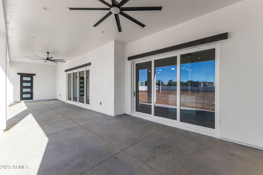 Image 81 of property listing at 25816 N 155th Avenue, Surprise, AZ 85387