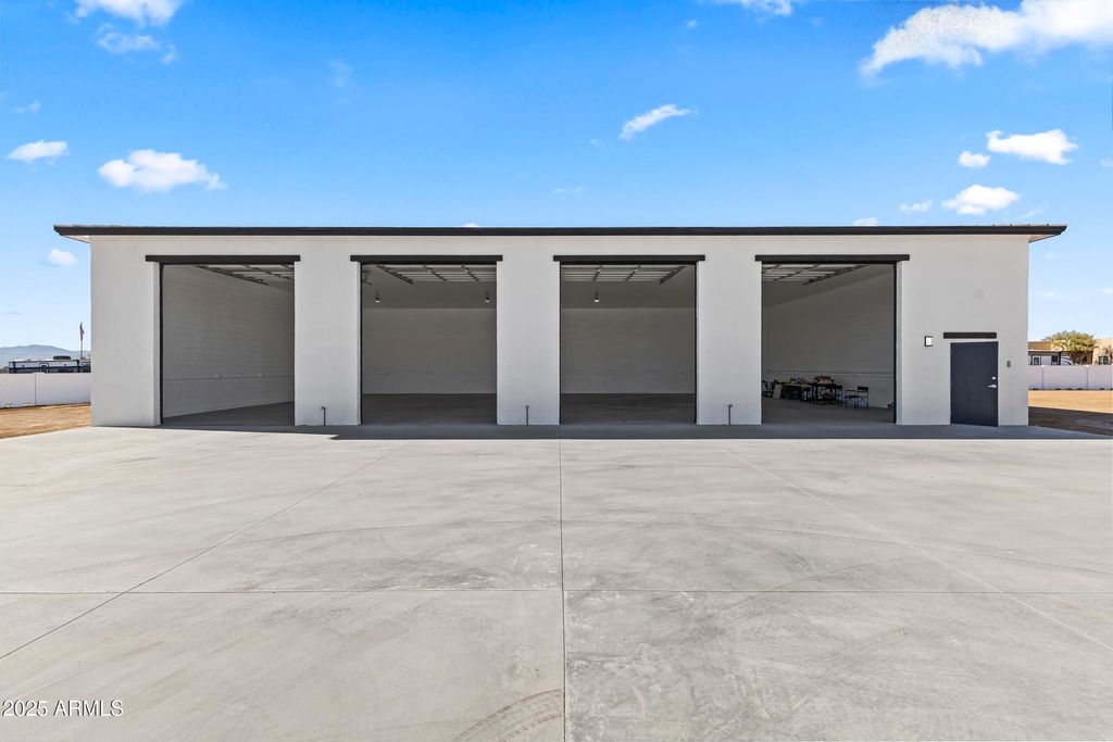 Image 95 of property listing at 25816 N 155th Avenue, Surprise, AZ 85387