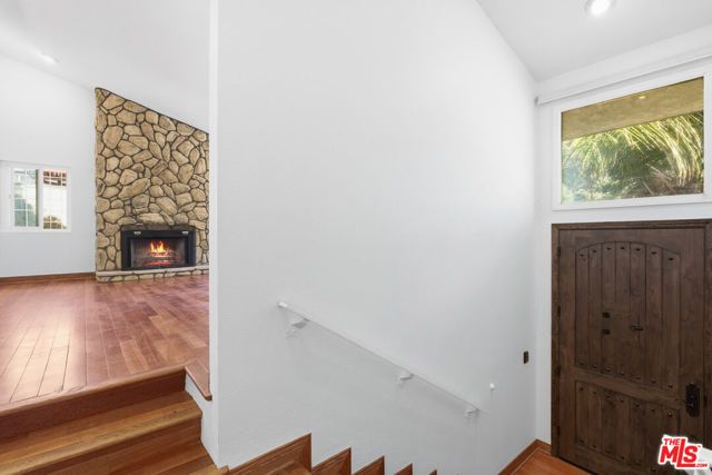 4345 Canoga Avenue, Woodland Hills (los Angeles), CA 91364