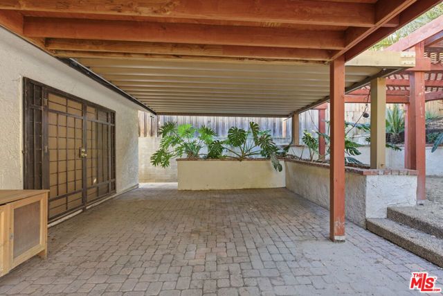 4345 Canoga Avenue, Woodland Hills (los Angeles), CA 91364