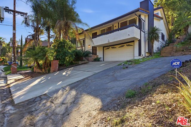 4345 Canoga Avenue, Woodland Hills (los Angeles), CA 91364