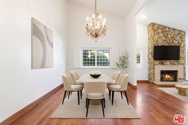 4345 Canoga Avenue, Woodland Hills (los Angeles), CA 91364