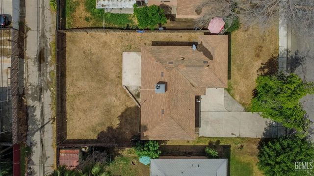 1917 Clark Avenue, Bakersfield, CA 93304