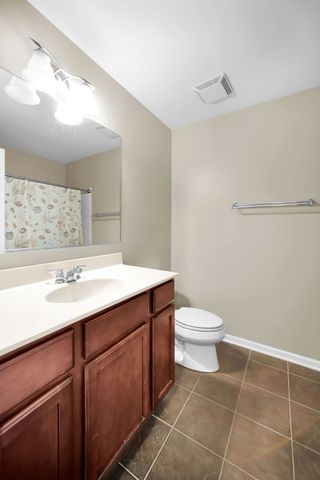 1031 Ravendale Court, Naperville, IL 60540