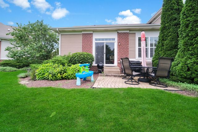 1031 Ravendale Court, Naperville, IL 60540