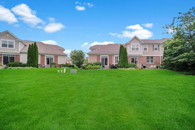 1031 Ravendale Court, Naperville, IL 60540