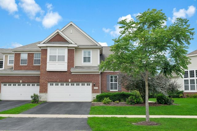 1031 Ravendale Court, Naperville, IL 60540