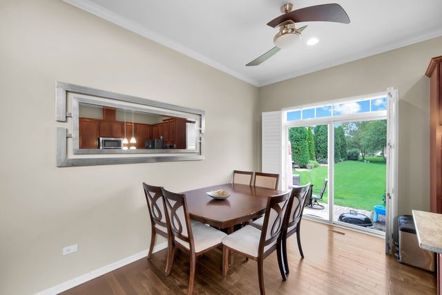 1031 Ravendale Court, Naperville, IL 60540